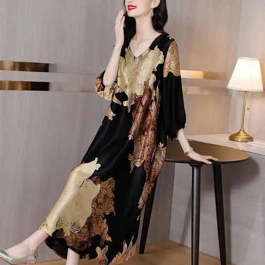 Busana Longgar Mulberry Silk Print Dress
